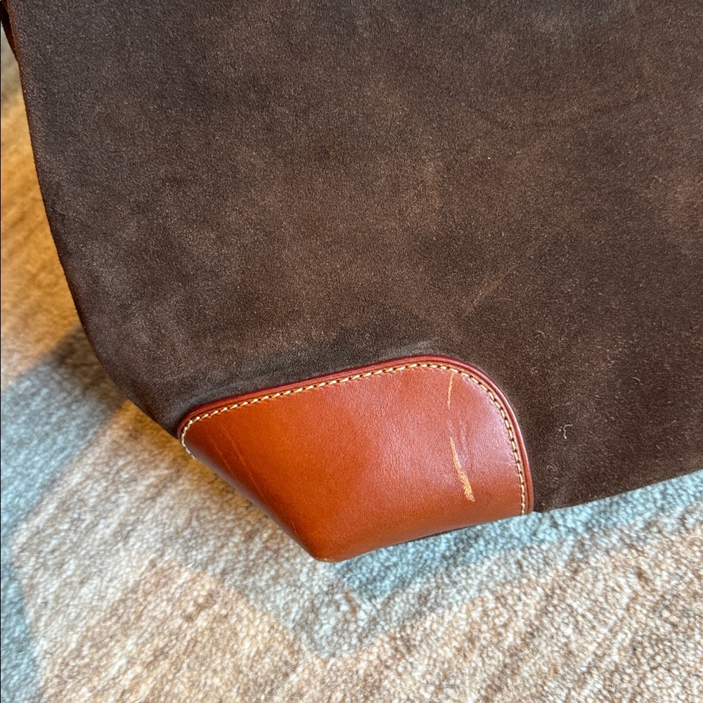 Dooney Bourke cocoa suede hadbag - Picture 7 of 12